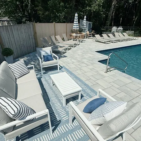 The Seagrove Suites & Guest Rooms-2